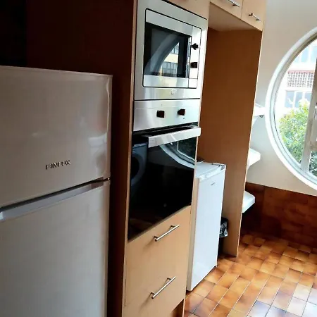 Pensión Room In Apartment - Quarto 4 Duplo Com Varanda - Centro Lisboa