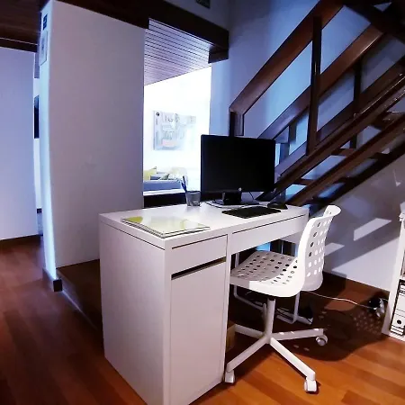 Room In Apartment - Quarto 4 Duplo Com Varanda - Centro Lisboa بيت ضيافة