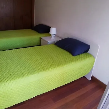 Room In Apartment - Quarto 4 Duplo Com Varanda - Centro Lisboa * Lisboa