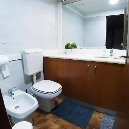 بيت ضيافة Room In Apartment - Quarto 4 Duplo Com Varanda - Centro Lisboa Lisboa