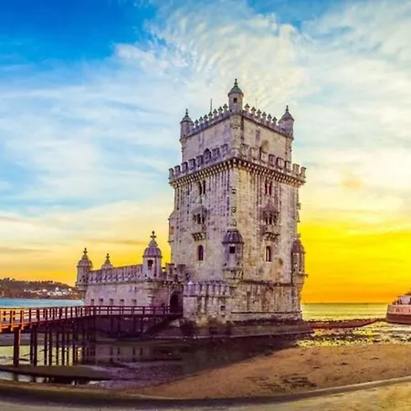 بيت ضيافة Room In Apartment - Quarto 4 Duplo Com Varanda - Centro Lisboa